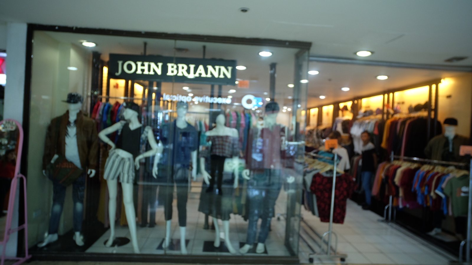 John Briann - Araneta City